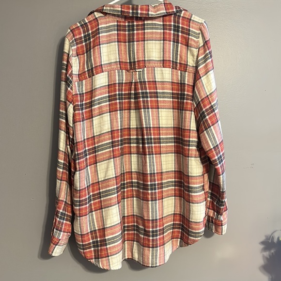 American Eagle Super soft flannel! - Picture 2 of 3